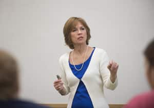 Lynn Humeniuk in class for web
