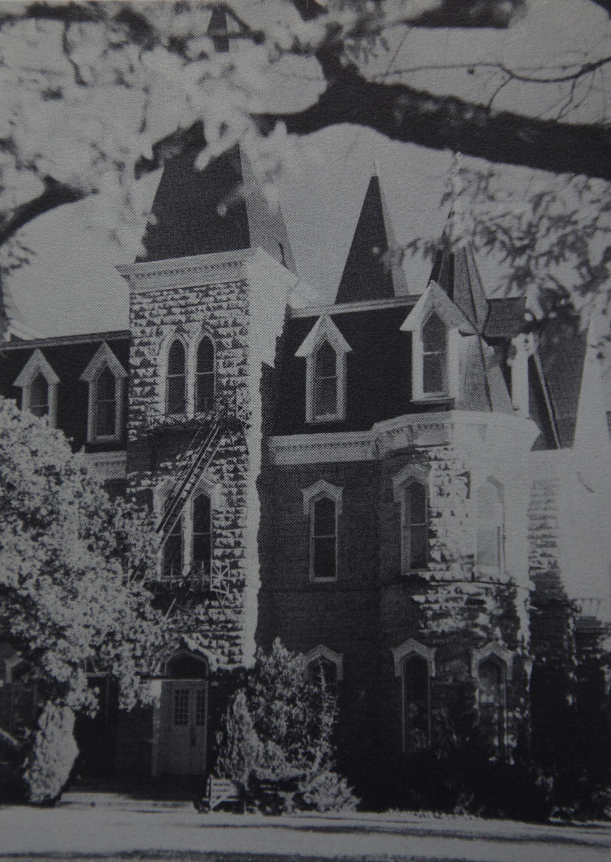 Walker Memorial Library opens; Daniel Baker College consolidates with HPC (1953)</p>Veda Hodge Hall opens; President Dr. Thomas Taylor retires after 48 years; Dr. O.E. Winebrenner retires after 42 years (1955)</p>HPC awards honorary Doctor of Laws degree to Lyndon Baines Johnson (1957)